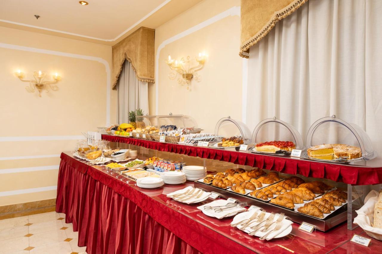 A La Commedia Hotel
